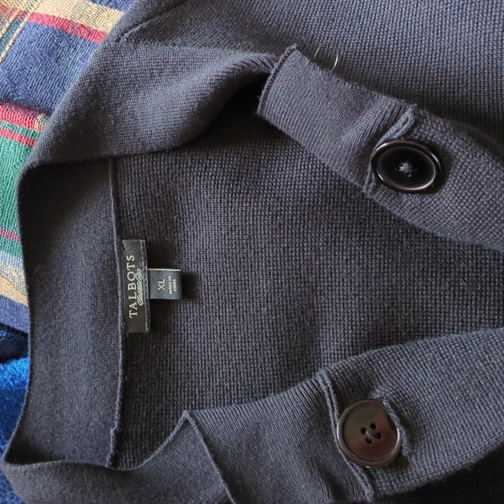 Sweater type jacket - Picture 2 of 3